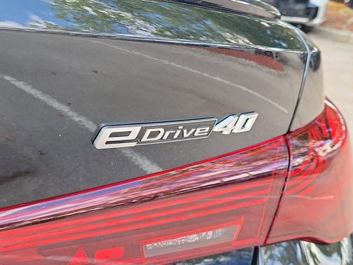 Black Sapphire Metallic 2026 BMW i4 Gran Coupe eDrive40