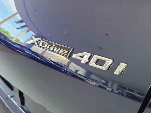 Tanzanite Blue II Metallic 2027 BMW X6 xDrive40i