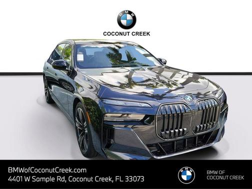 Carbon Black Metallic 2024 BMW i7 eDrive50