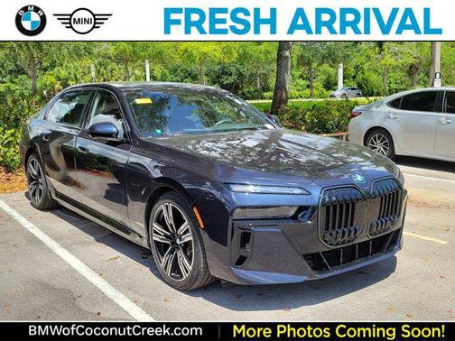 Carbon Black Metallic 2024 BMW i7 eDrive50