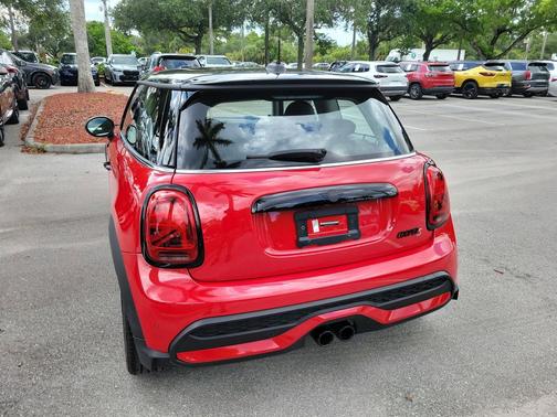 Chili Red 2022 MINI Hardtop Cooper S