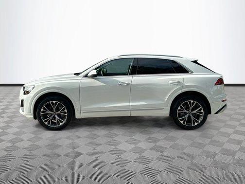 2025 Audi Q8 55 Premium