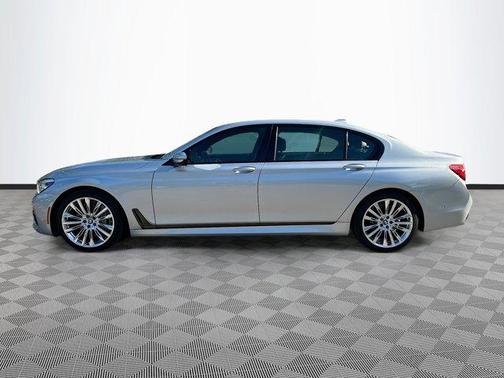 2019 BMW 750 I