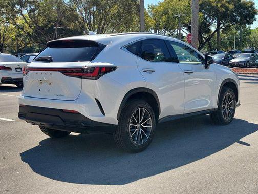 Eminent White Pearl 2023 Lexus NX 250 Base