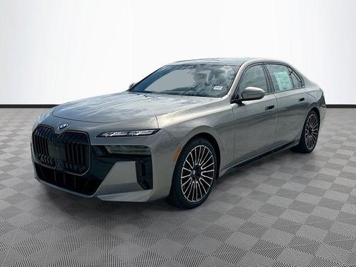 2025 BMW 760 xDrive