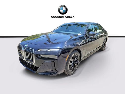 Carbon Black Metallic 2023 BMW 740 i