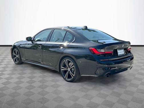 2022 BMW 330 330i