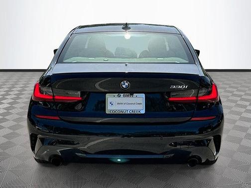 2022 BMW 330 330i