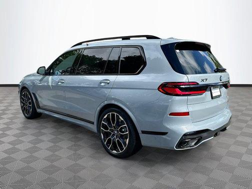 2026 BMW X7 xDrive40i