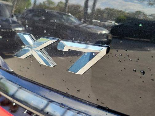 Black Sapphire Metallic 2024 BMW X7 xDrive40i