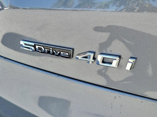 Skyscraper Grey Metallic 2024 BMW X5 sDrive40i