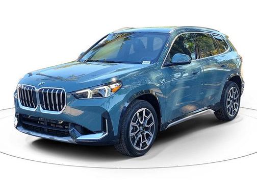 Cape York Green Metallic 2026 BMW X1 xDrive28i