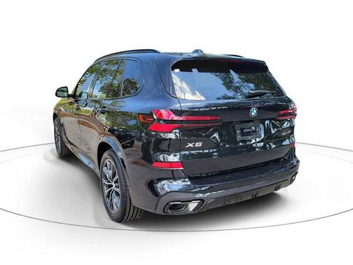 Black Sapphire Metallic 2026 BMW X5 sDrive40i
