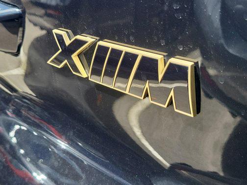 Black Sapphire Metallic 2023 BMW XM Base