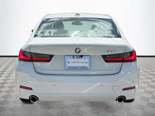 2025 BMW 330 i