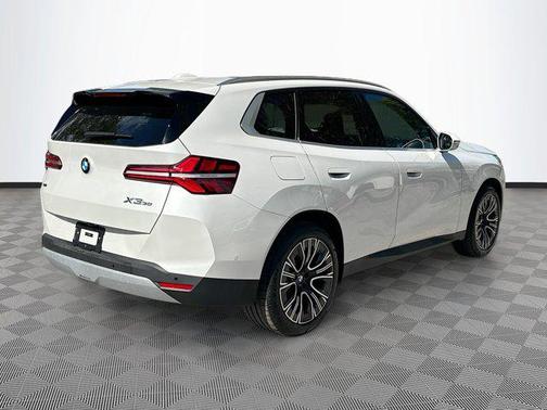 Mineral White Metallic 2026 BMW X3 30 xDrive