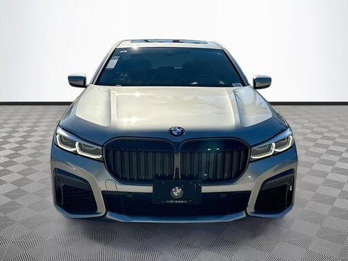 2022 BMW 750 i xDrive