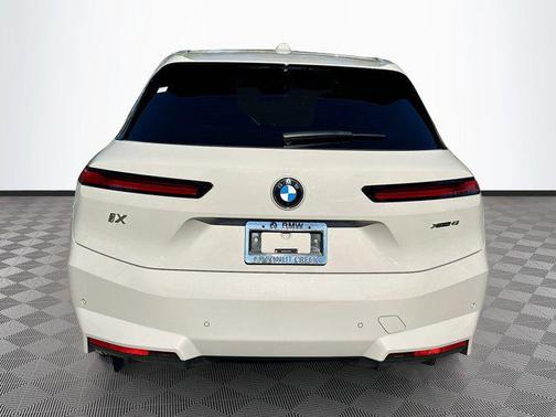 2026 BMW iX xDrive45