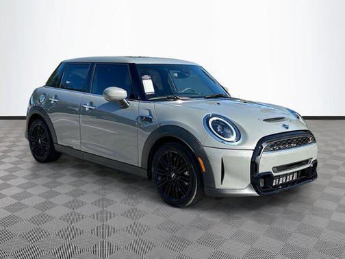 2023 MINI Hardtop Cooper S