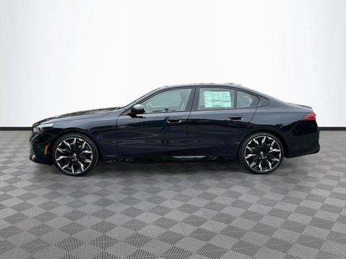 2025 BMW 530 i