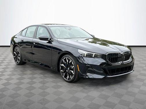 2025 BMW 530 i