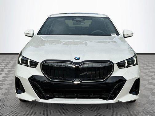2025 BMW 530 i