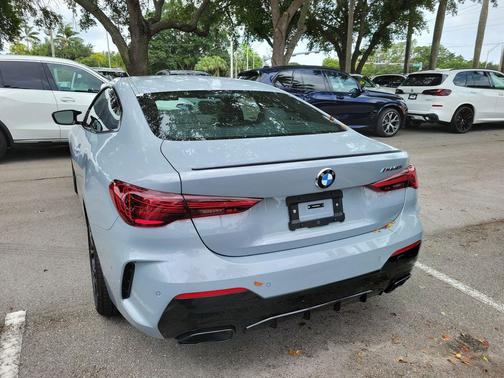 Brooklyn Grey Metallic 2027 BMW M440 i