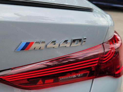 Brooklyn Grey Metallic 2027 BMW M440 i