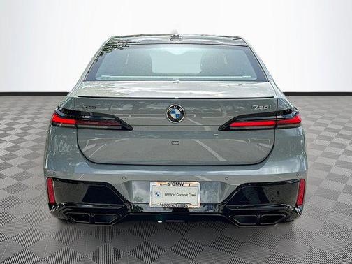 2025 BMW 760 i xDrive