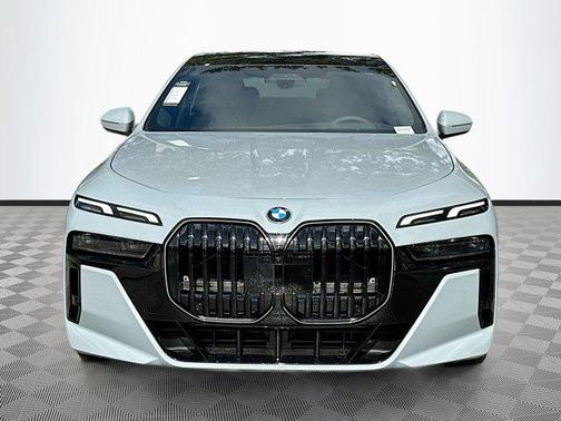 2025 BMW 760 i xDrive