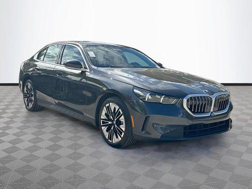 2026 BMW 530 530i