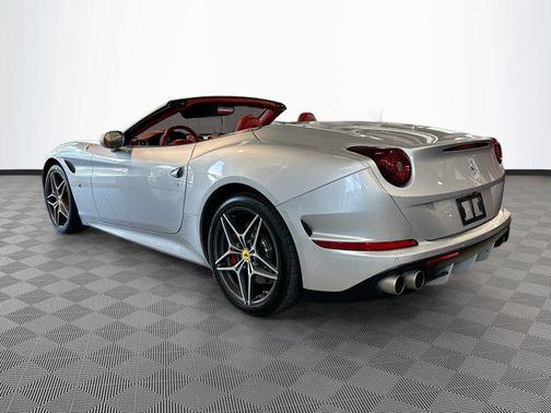 2015 Ferrari California T