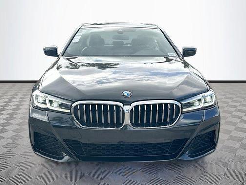 2023 BMW 530 i