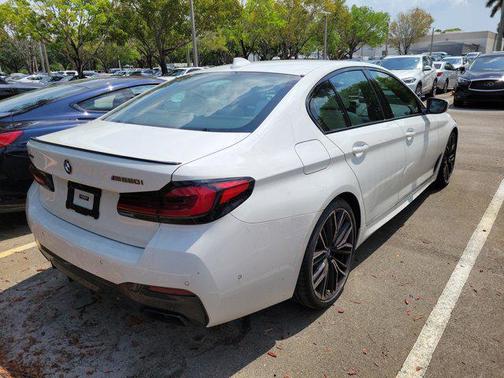 Alpine White 2023 BMW M550 i Xdrive