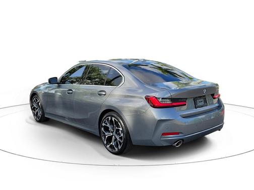 Skyscraper Grey Metallic 2025 BMW 330 330i