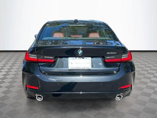 2026 BMW 330 i