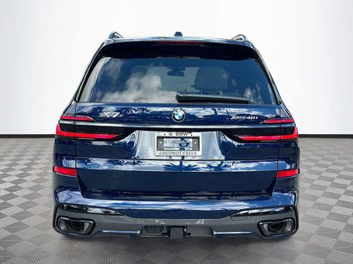 2026 BMW X7 xDrive40i