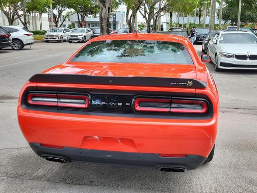 Go Mango 2020 Dodge Challenger R/T Scat Pack