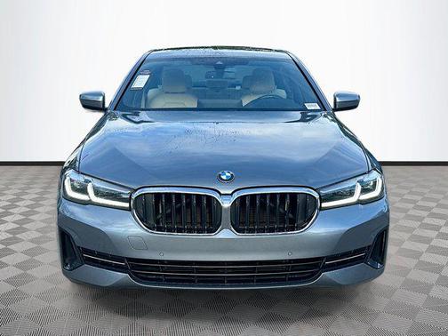 2022 BMW 530 i