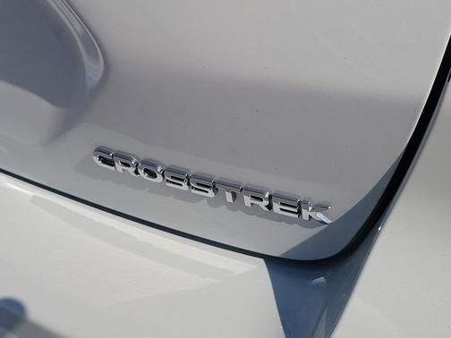 Crystal White Pearl 2024 Subaru Crosstrek Limited