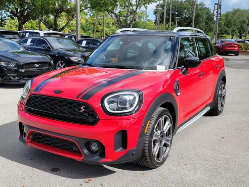 Chili Red 2024 MINI Countryman Cooper S