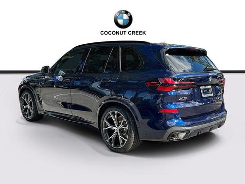 Tanzanite Blue II Metallic 2026 BMW X5 PHEV xDrive50e