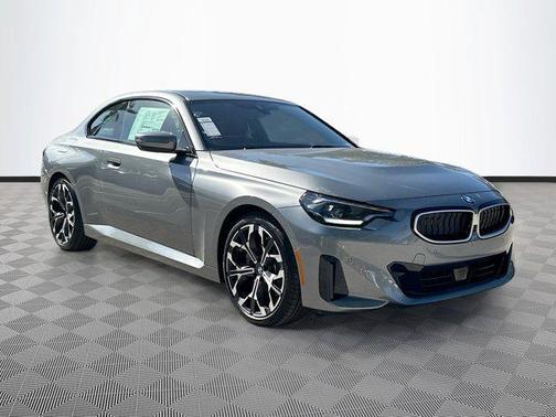 2026 BMW 230 230i