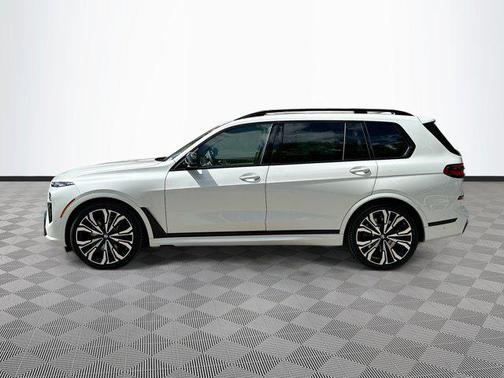 2026 BMW X7 M60i