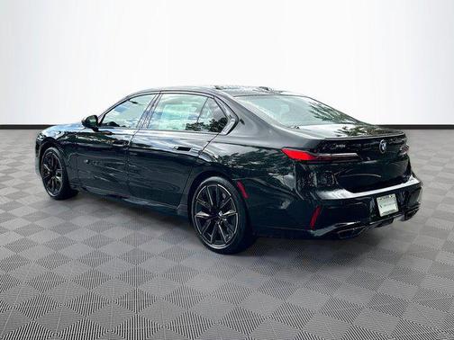 2025 BMW 760 i xDrive