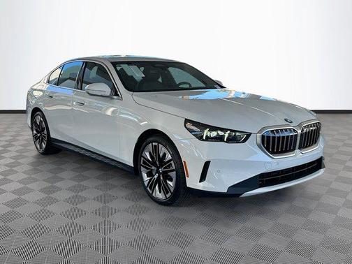 2025 BMW 530 i