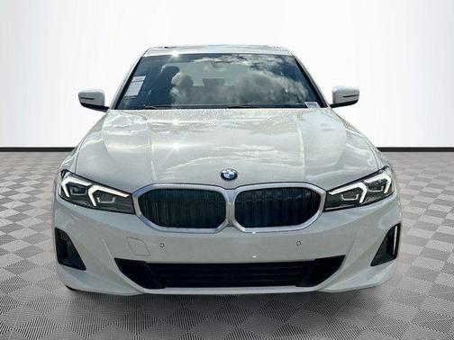 2026 BMW 330 330i