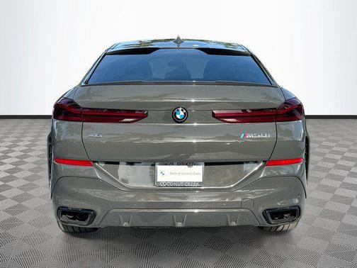 2022 BMW X6 M50i