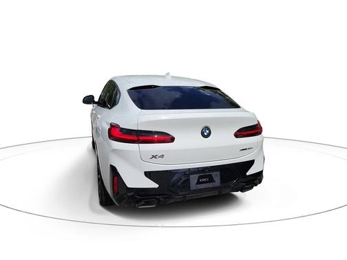 Alpine White 2024 BMW X4 xDrive30i