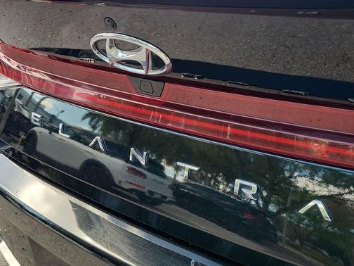 Onyx Black 2023 Hyundai ELANTRA N Line